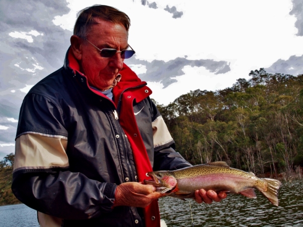 Fisho's Scott Thomas filming Bushy talking about Squidgy's new prawn lures.